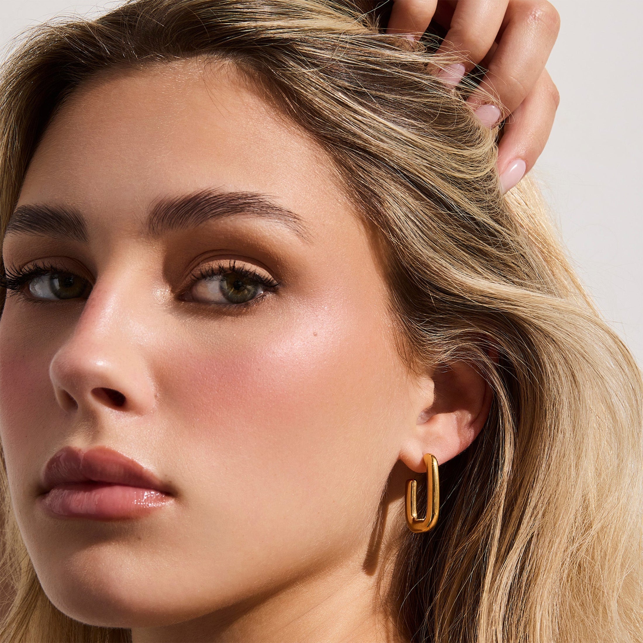 Rounded Square Hoop Earrings